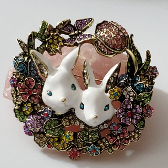 Easter bunny brooch enamel butterflies flowers wreath rhinestones New STUNNING - Picture 7 of 10